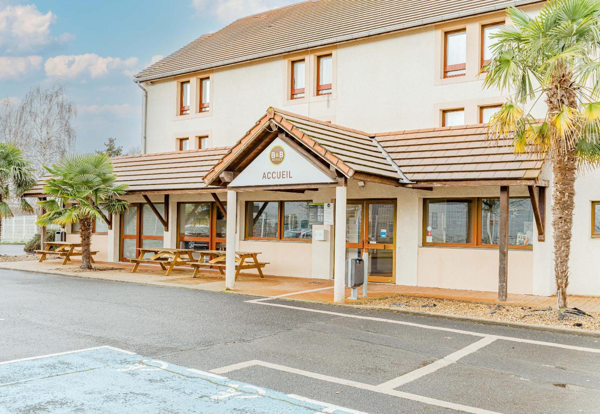 B&B Hôtel Chatellerault Châtellerault Exterior foto